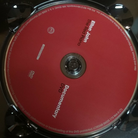 Elton John the red piano dvd/cd set - Picture 3 of 9